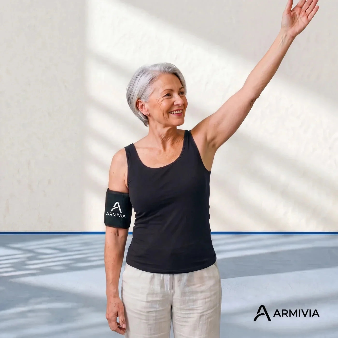 Woman wearing Armivia sleeves